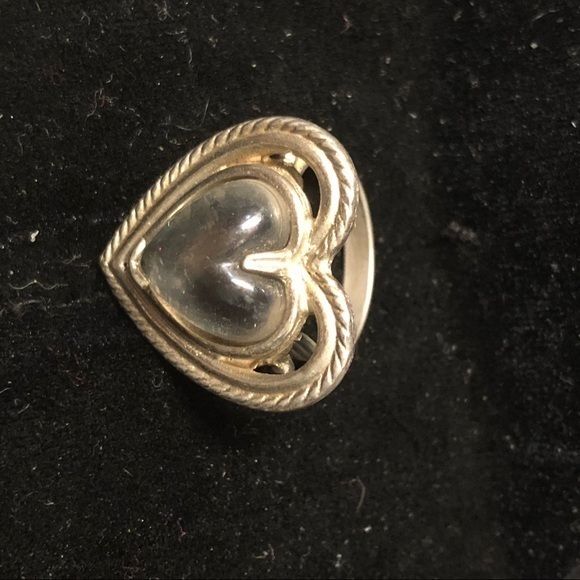 Ring Heart Shaped - Picture 5 of 7